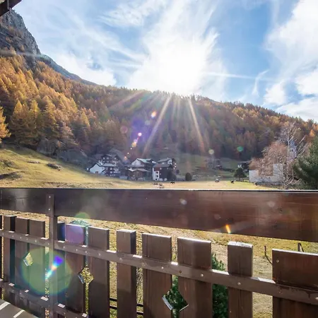 Haus Azur Appartement-fewo Nr- 9 By Interhome Saas-Almagell